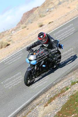 media/Feb-05-2023-Classic Track Day (Sun) [[c35aca4a42]]/Group 2/session 3 turn 13/